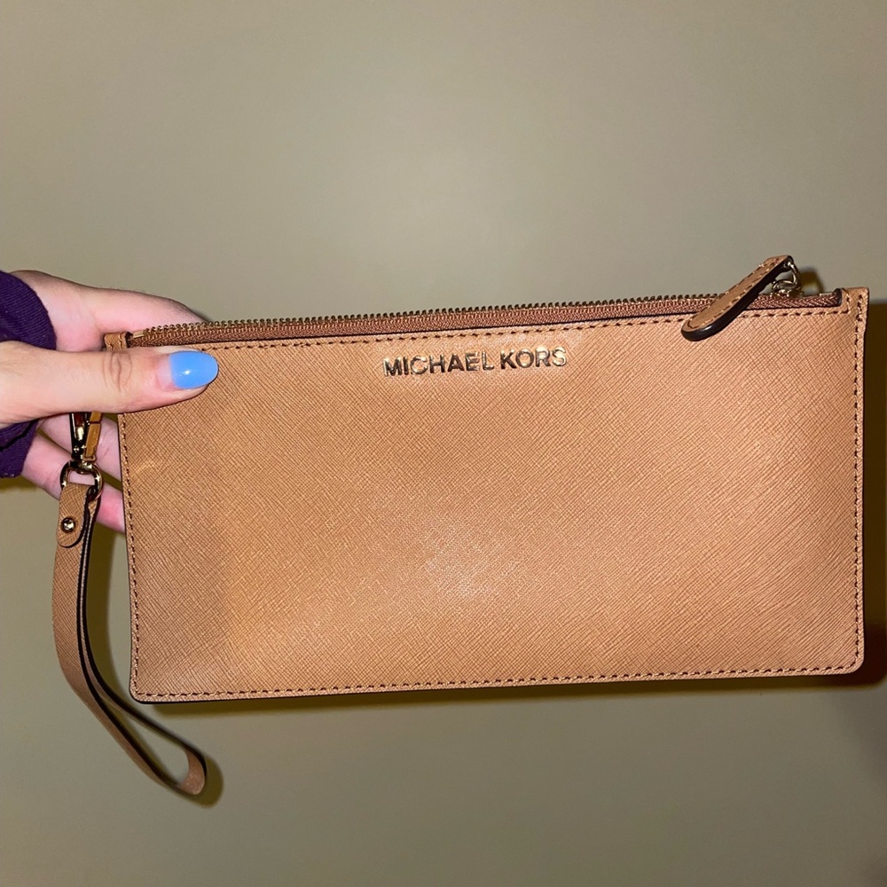 Michael Kors Wristlet